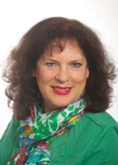 8-Doris_John_Stadt.jpg