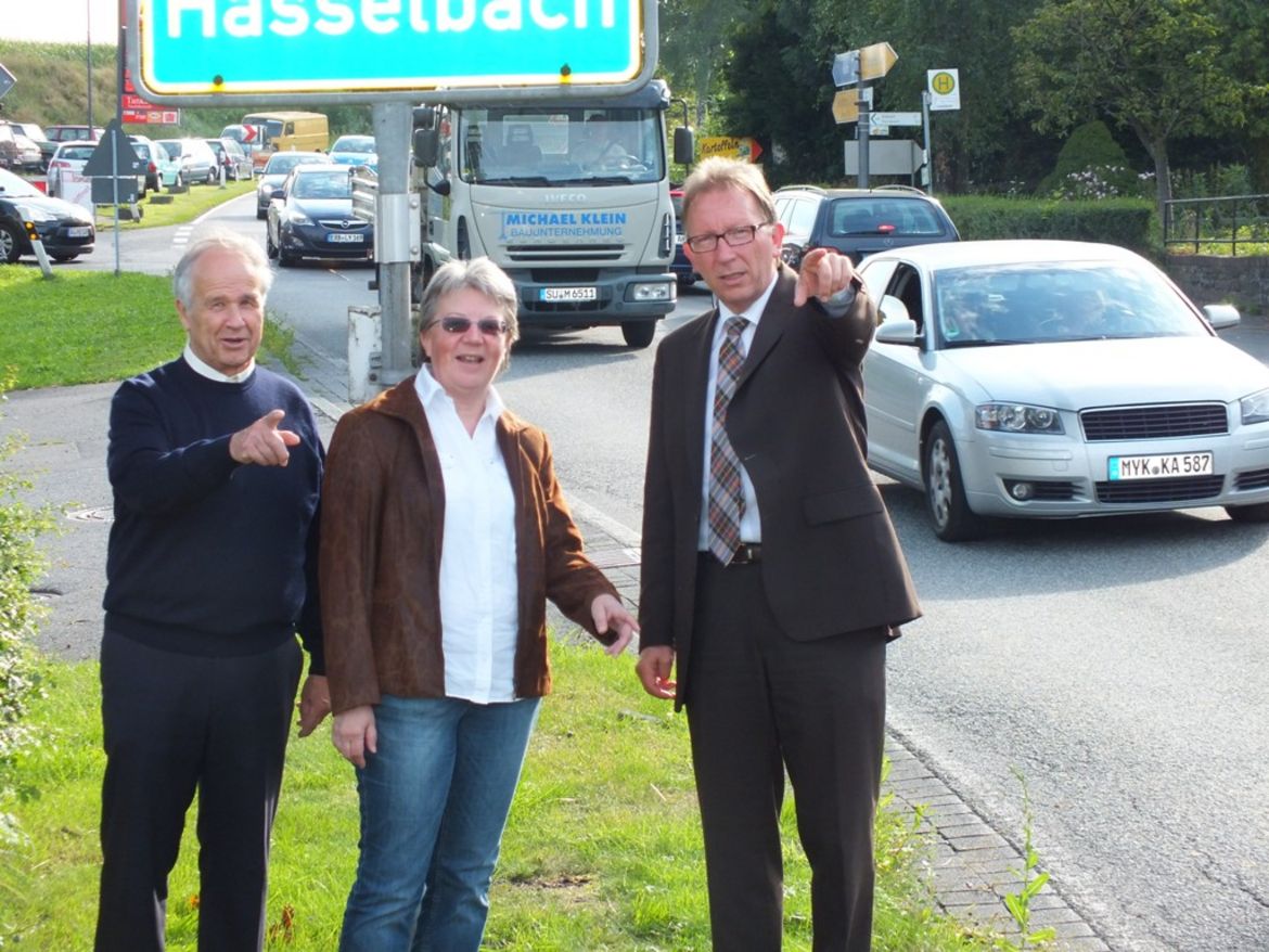 Erwin_Rueddel_MdB_-_Hasselbach_B_8_-_01.JPG